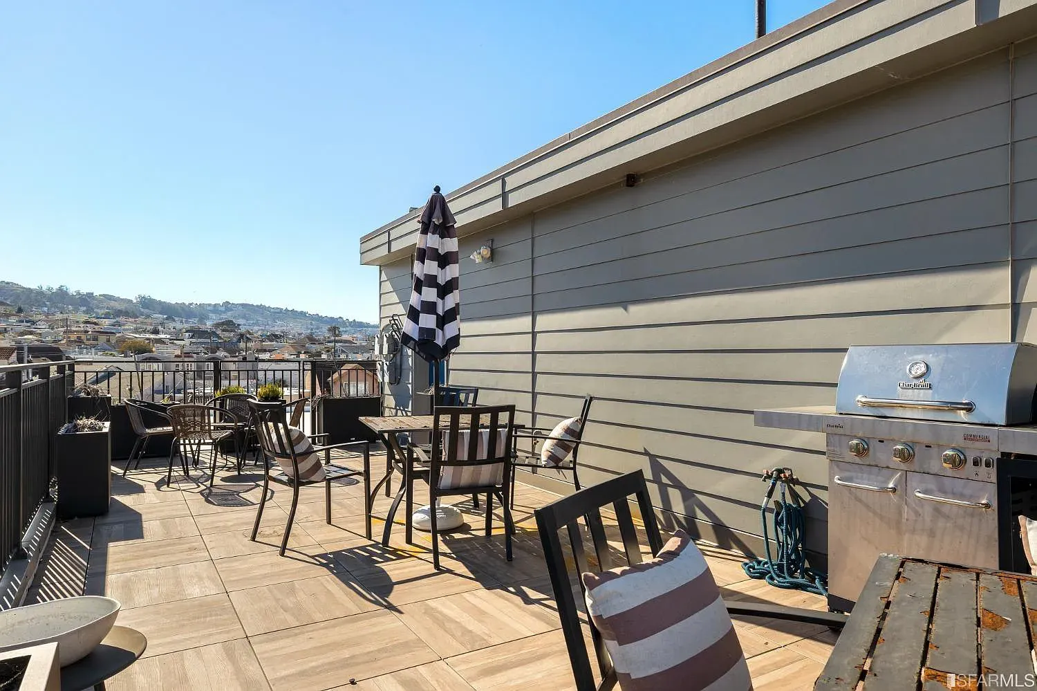 974 Geneva Ave · Elevation real estate Render 3