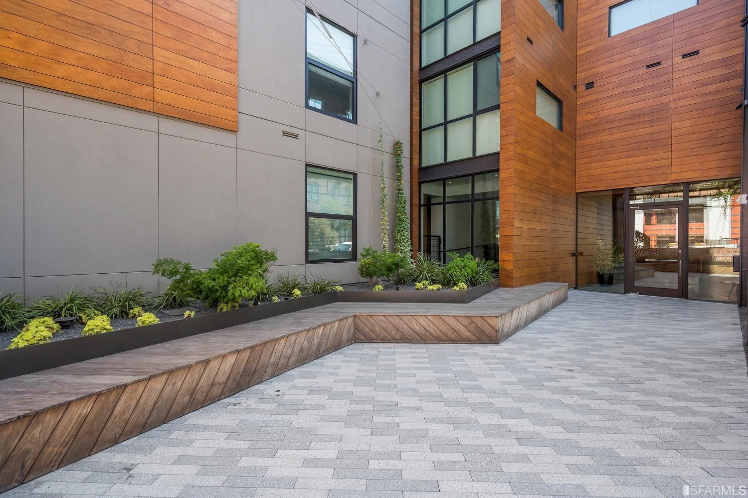 815 Tennessee Street, Unit 504 · Compass Render 3
